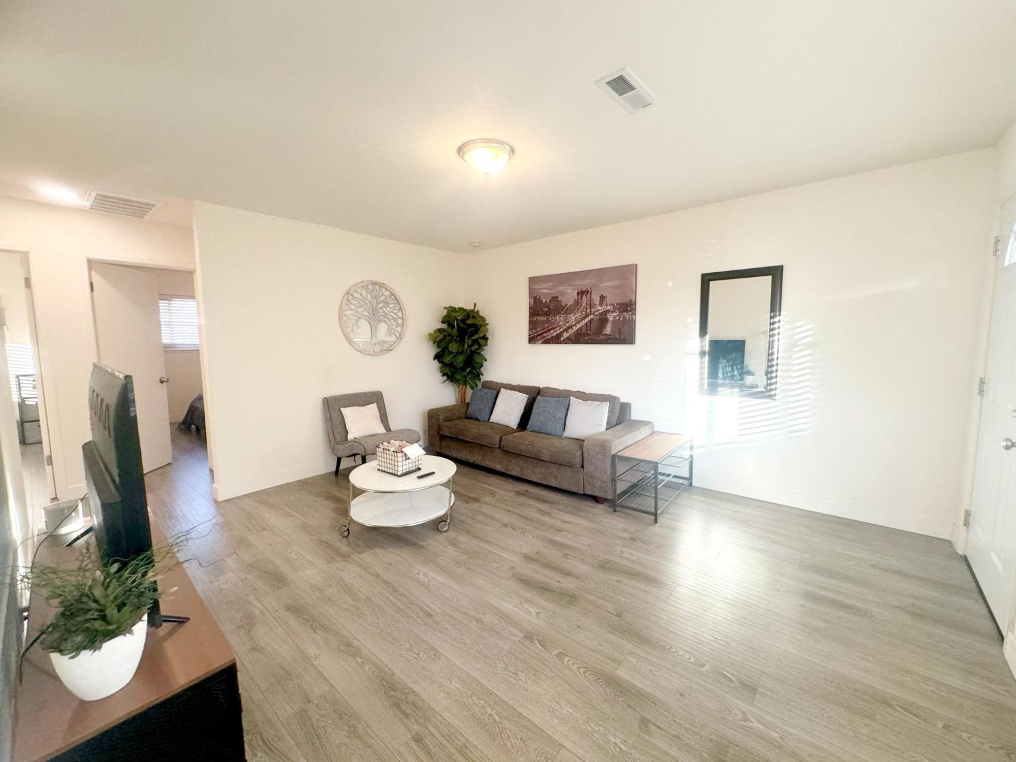 2Br Apt With Brand New Super Quite Ac, Washer, Dryer, Free Ev Station, Free Parking In Cupertino Саннівейл Екстер'єр фото