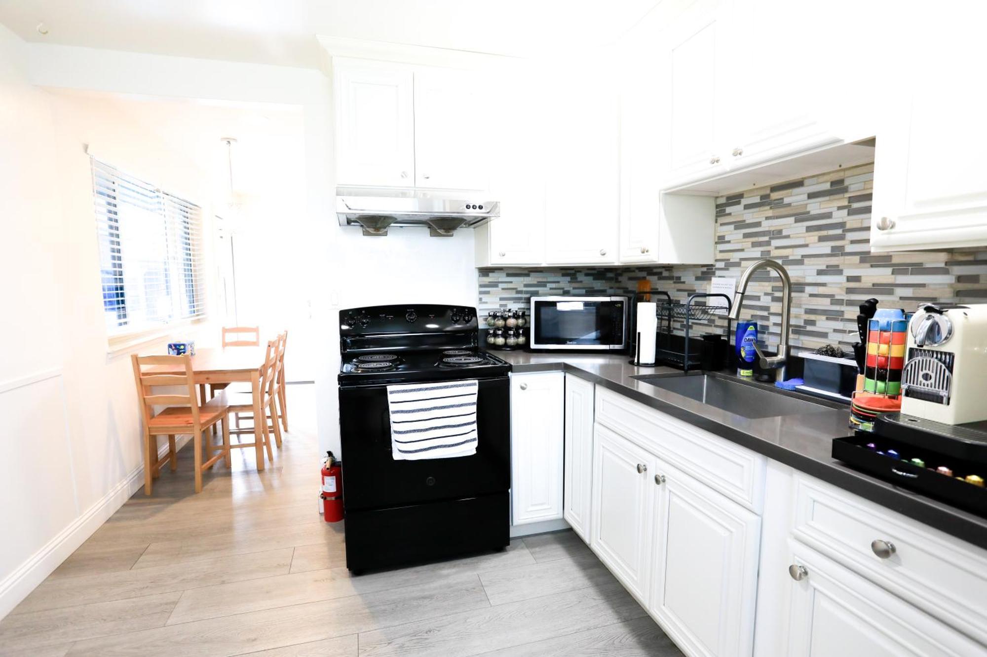 2Br Apt With Brand New Super Quite Ac, Washer, Dryer, Free Ev Station, Free Parking In Cupertino Саннівейл Екстер'єр фото