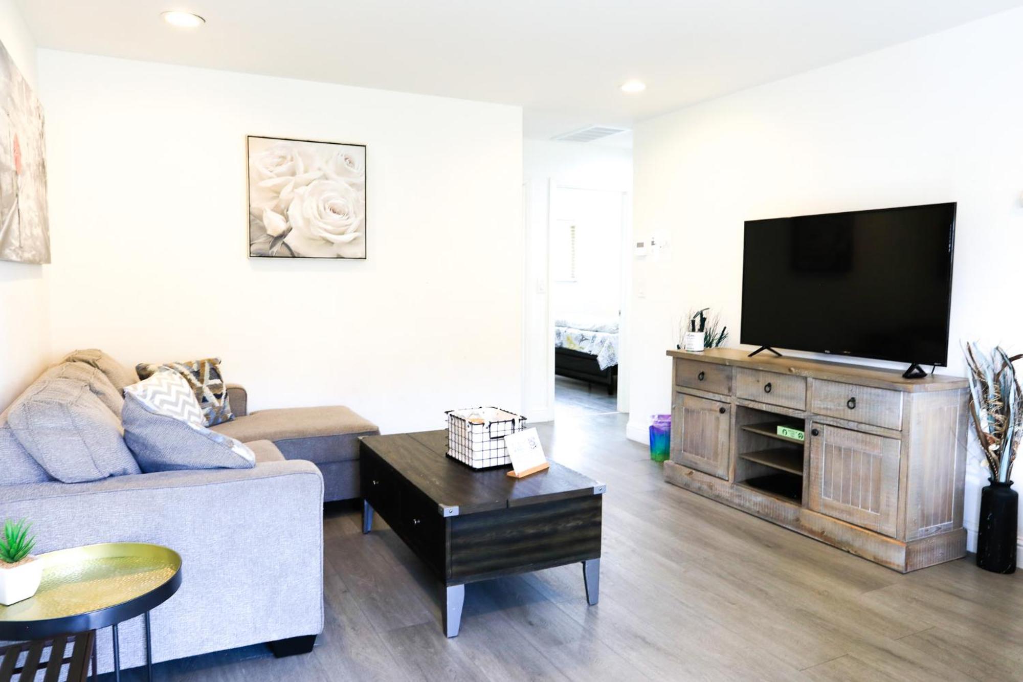 2Br Apt With Brand New Super Quite Ac, Washer, Dryer, Free Ev Station, Free Parking In Cupertino Саннівейл Екстер'єр фото