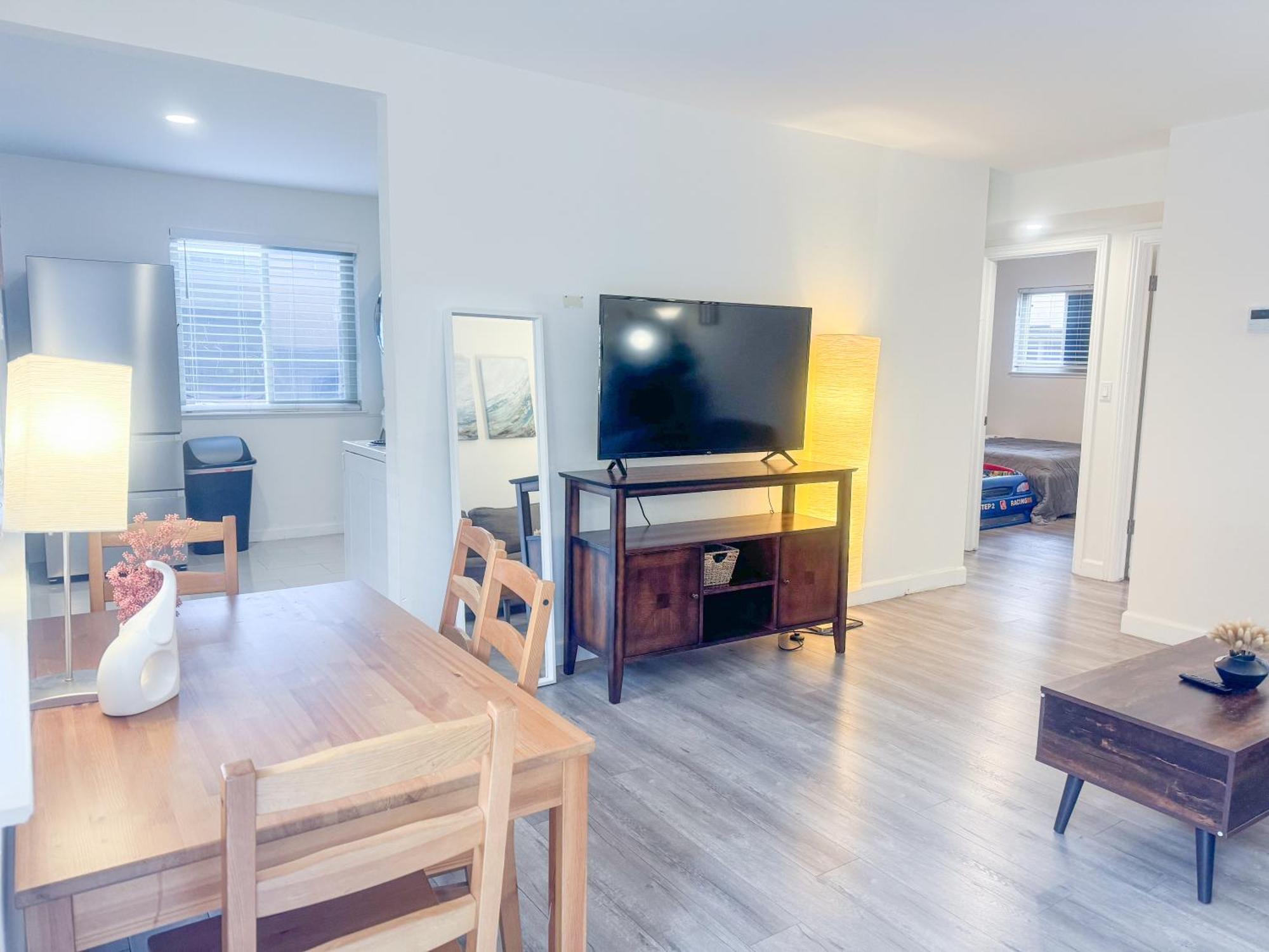 2Br Apt With Brand New Super Quite Ac, Washer, Dryer, Free Ev Station, Free Parking In Cupertino Саннівейл Екстер'єр фото